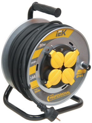 Удлинитель на катушке 2P+РЕ, 4 розетки с крышкой, шнур 30м, 16A/230V IEK Professional УК30 IEK Professional WKP17-16-04-30-44